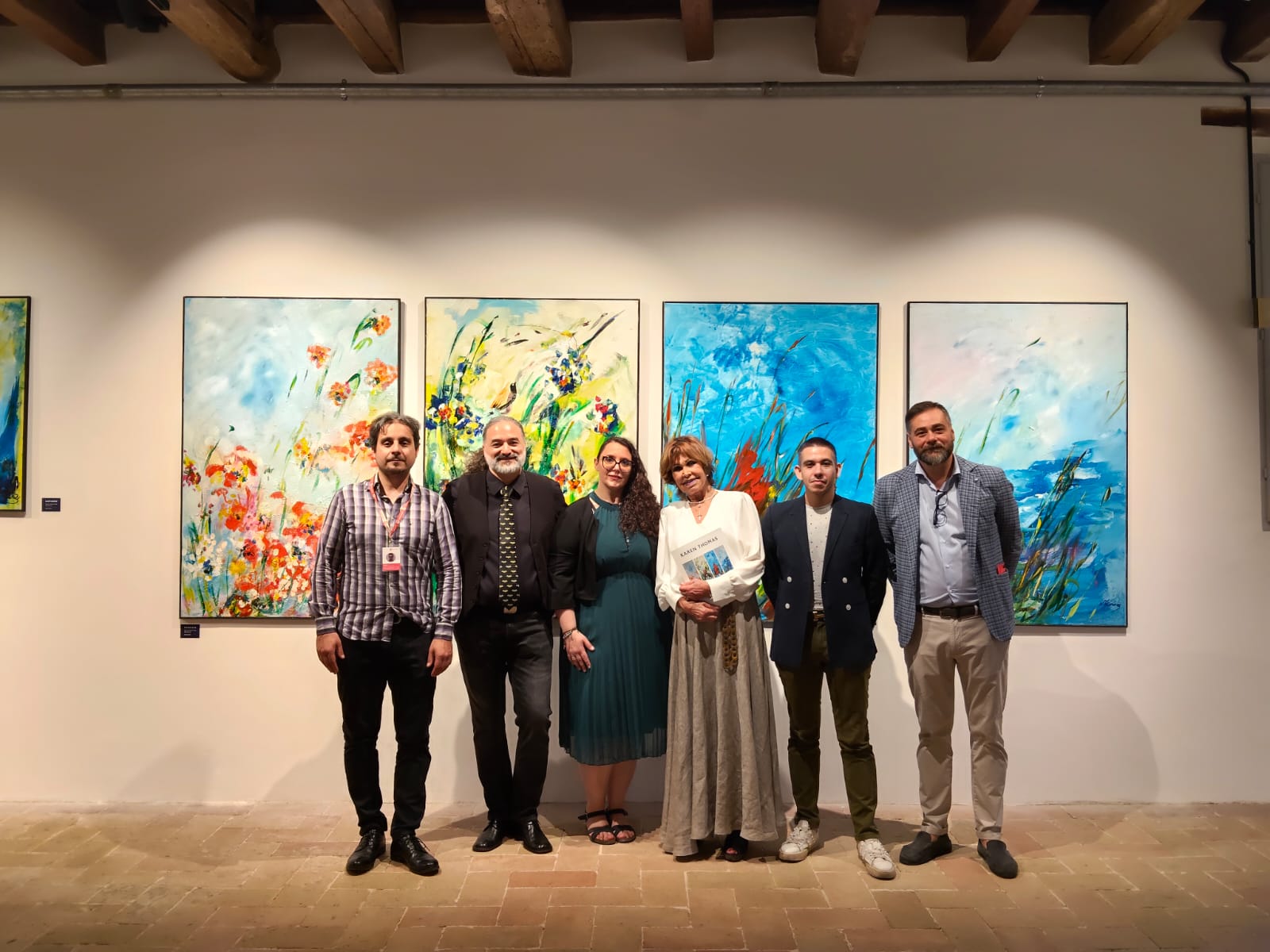 Foto di gruppo degli organizzzatori della mostra
